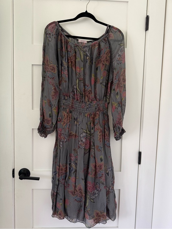 Own It Dresses & Skirts - Boho Floral Gray Long Sleeve Midi Dress